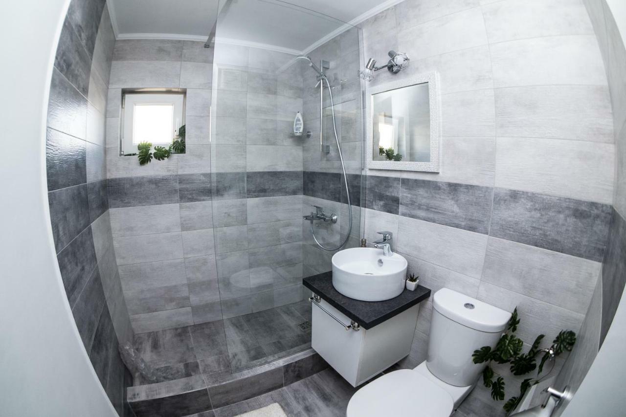 Tania Apartament Орадеа Екстериор снимка